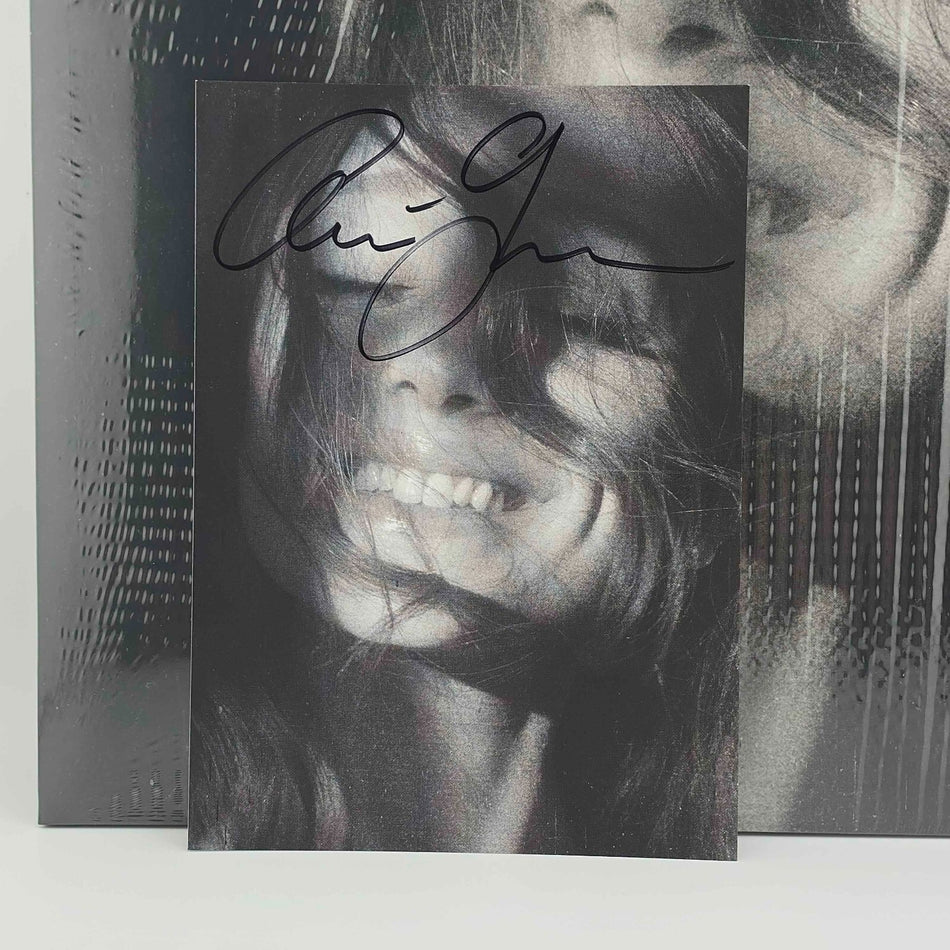 Ariana Grande - Petal Vinyl Long Sig Pearly White LP Full Name Signed Black