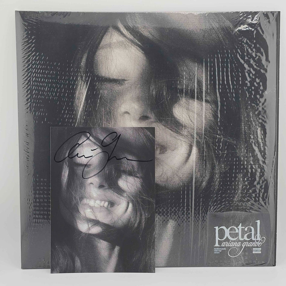 Ariana Grande - Petal Vinyl Long Sig Pearly White LP Full Name Signed Black